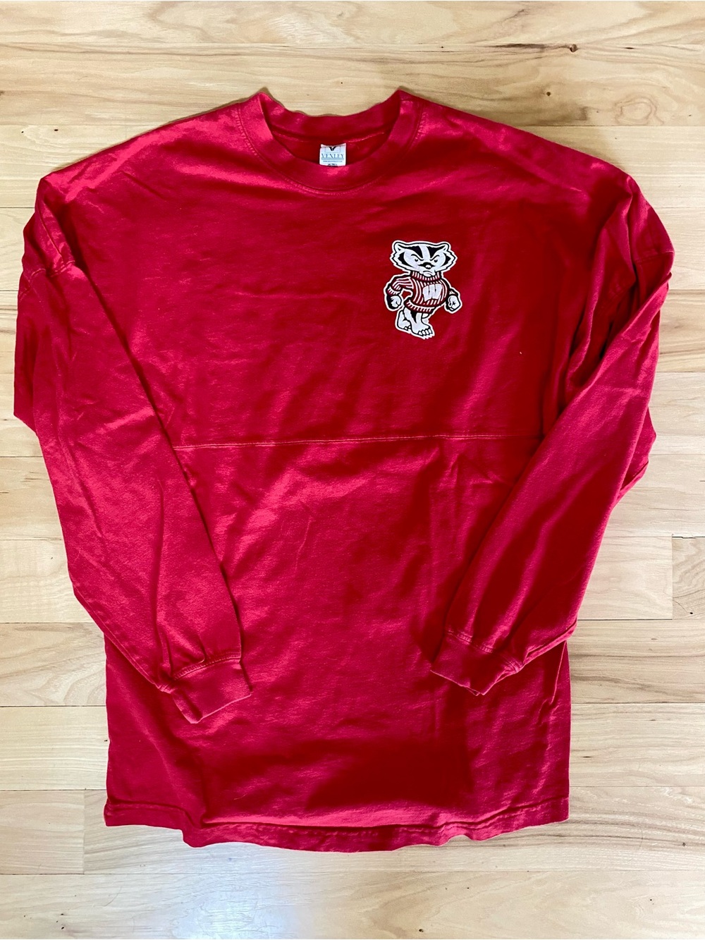 University of Wisconsin-Madison Shirt Long Sleeve Tee Red Small Bucky Badger